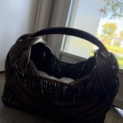 Storage basket