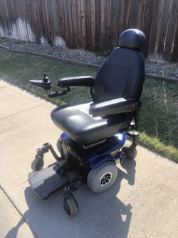 Quantum 610 Power Wheelchair Works Great $450
