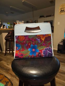 Floral Embroidered Tote Handbag
