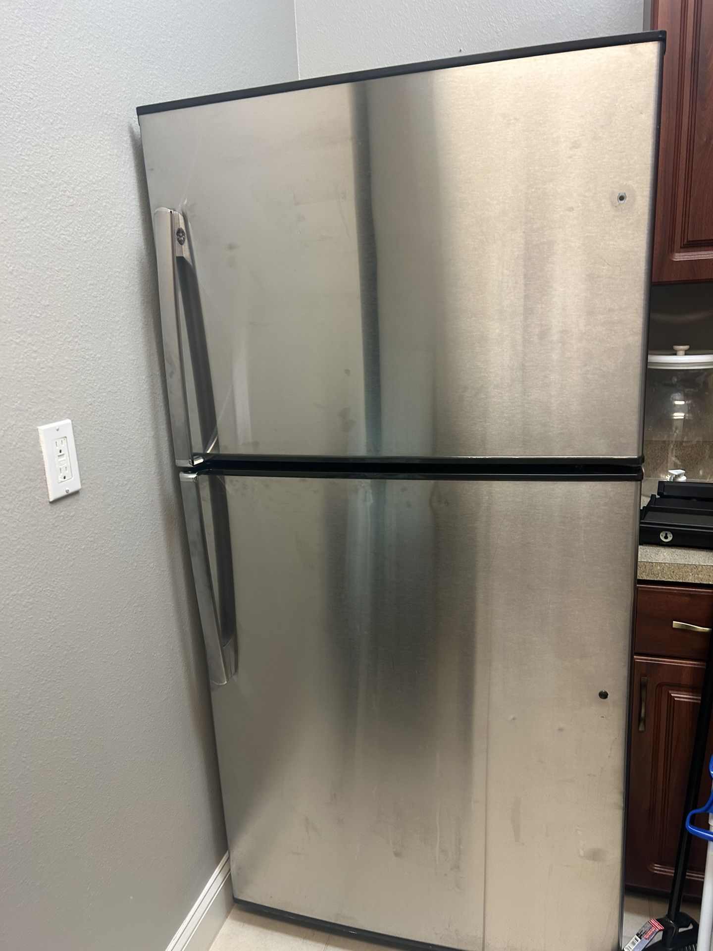Refrigerator