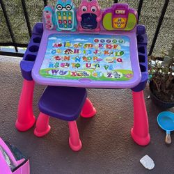 Toddler Learning Desk 