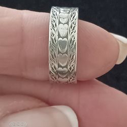 Vtg.sterling Silver " Repeating Hearts " Ring- Sz6