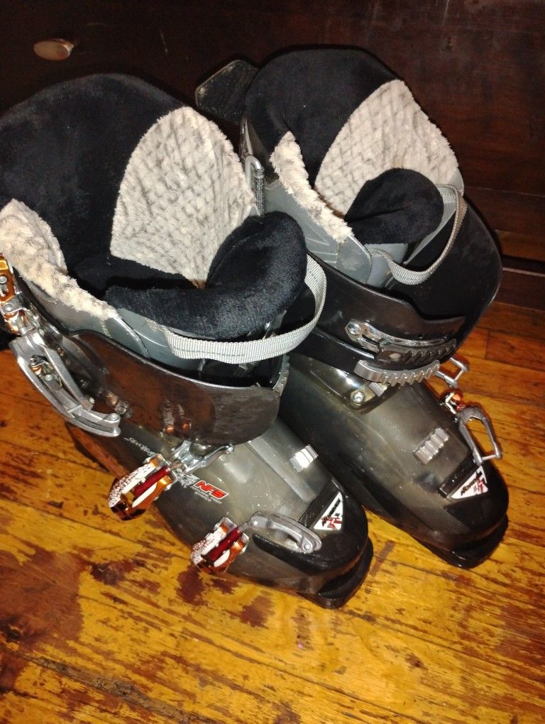 Men's Ski Boots