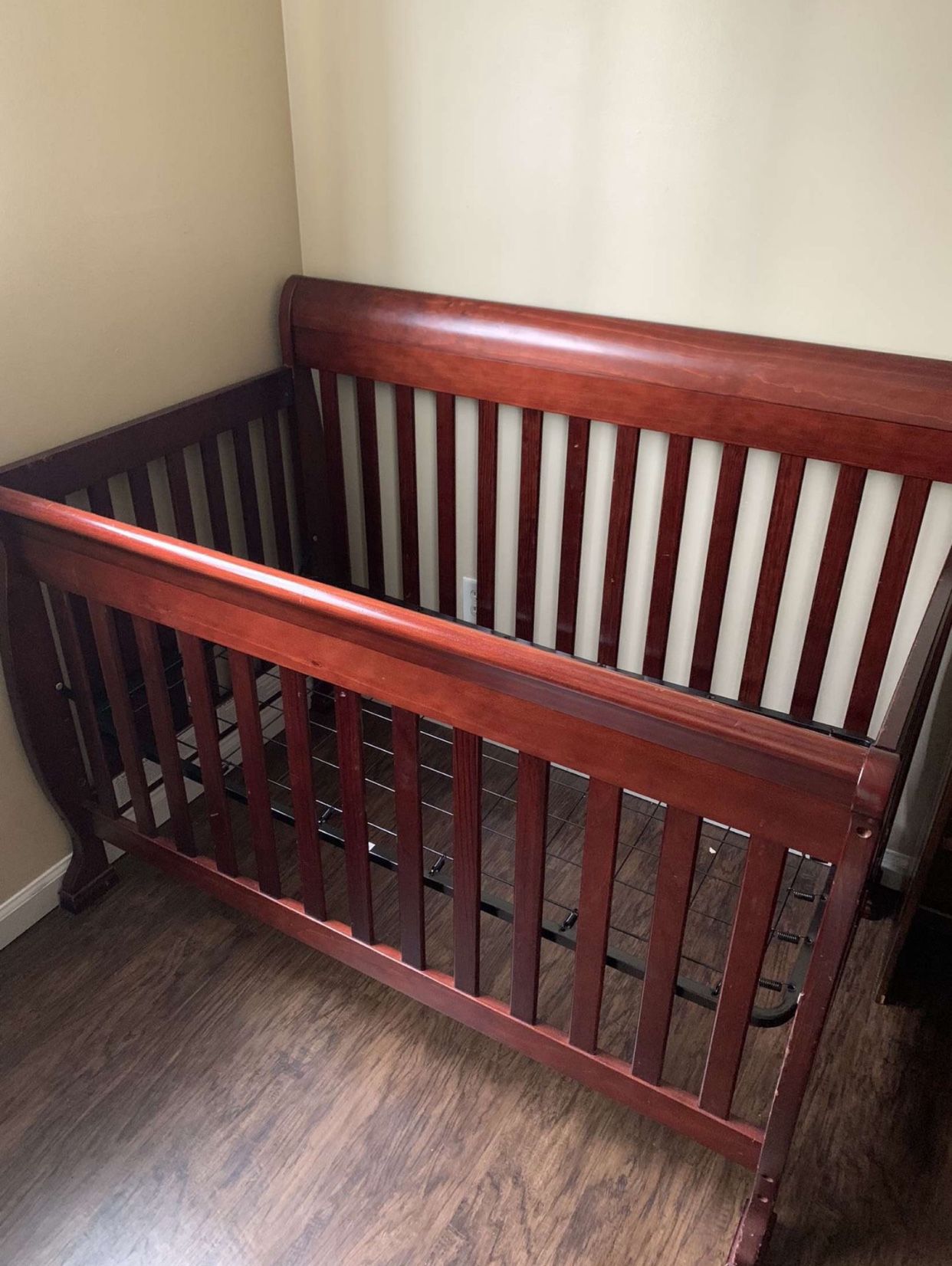 Baby Crib Includes Mattresses