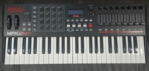Akai MPK249