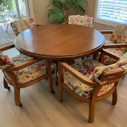 Dinette Or Bridge Table With 5 Chairs 