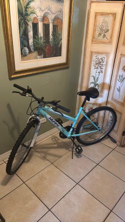 Huffy Superior Woman’s Bicycle 26 Inch
