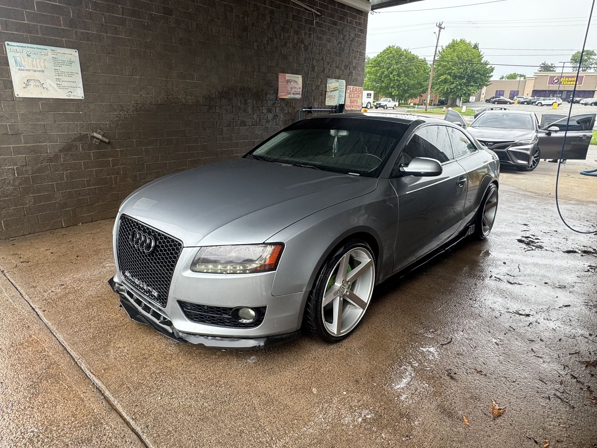 Audi A5 Quattro Coupe (2 Doors) 2.0 T 2011