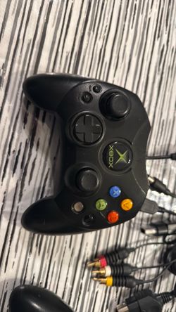 Original Xbox “Duck” Controllers & Accesories…