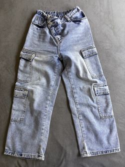 Wide baggy jeans girls