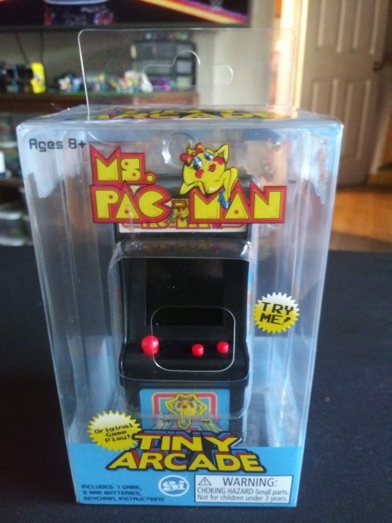 Ms. Pac-Man Tiny Arcade