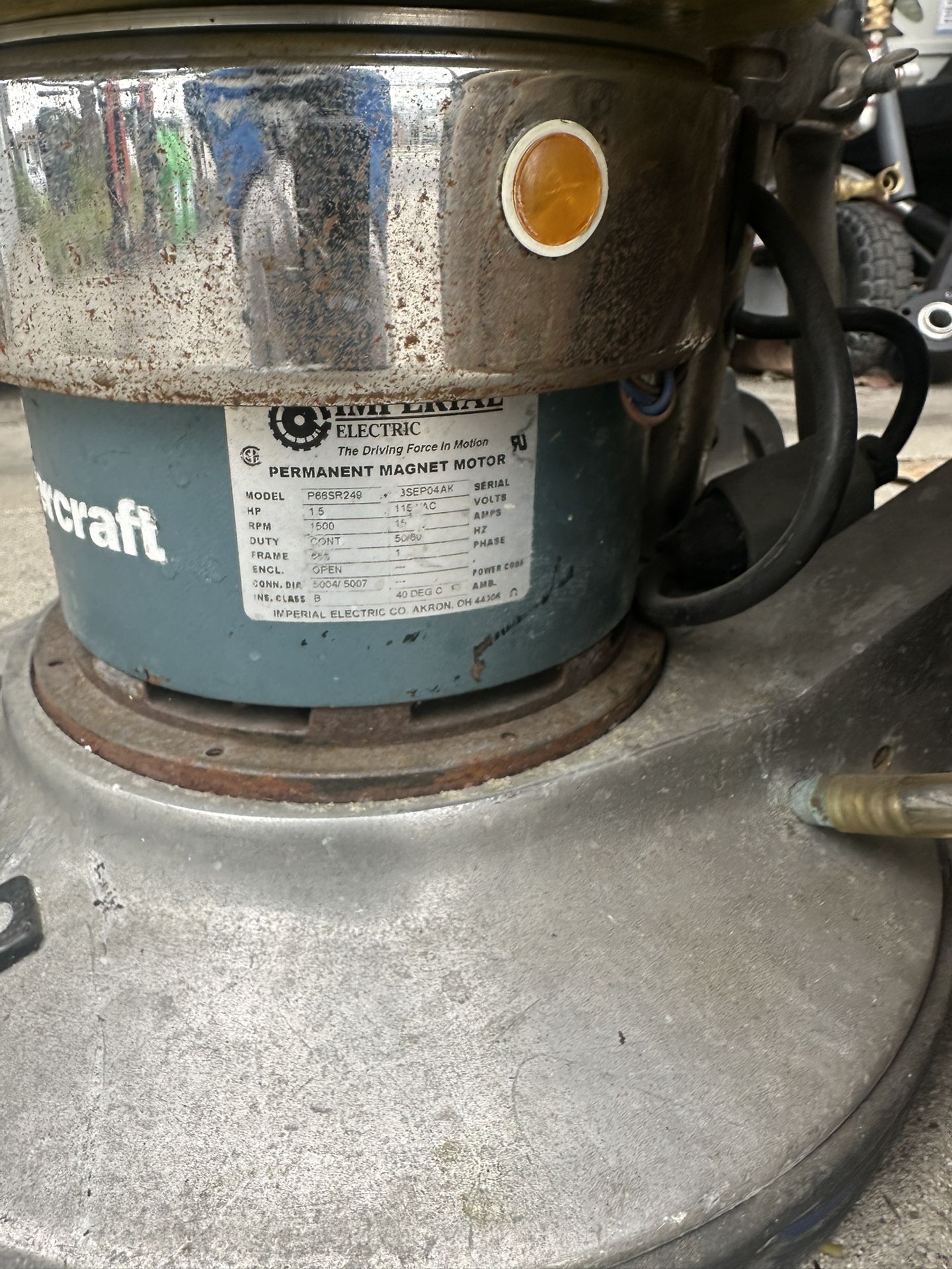 Floor Polishing Scrubber Machine