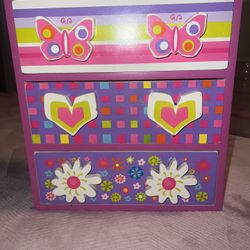 Cute Wooden Drawer Organizer 