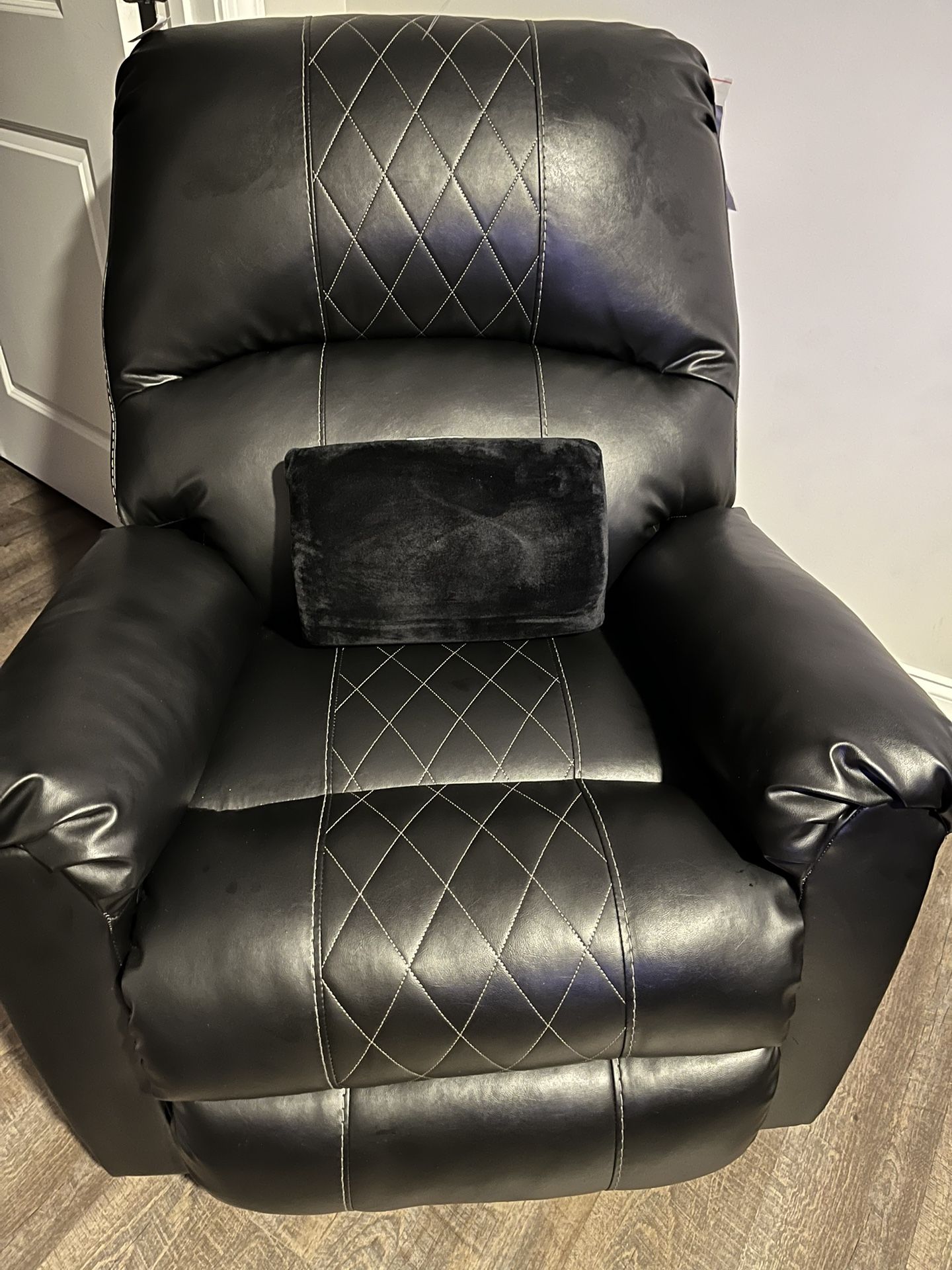 Recliner Chair