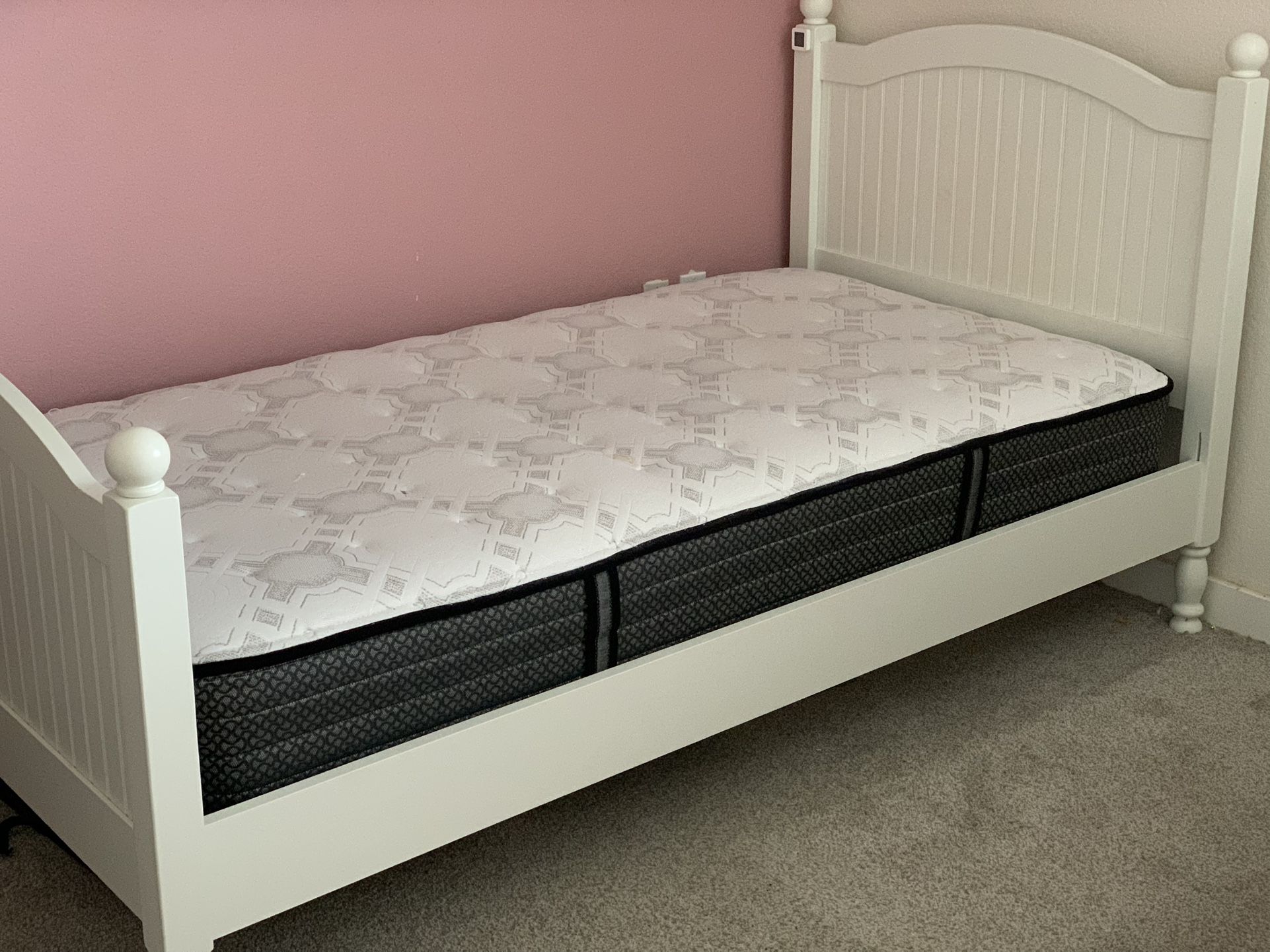 Catalina Twin Bed