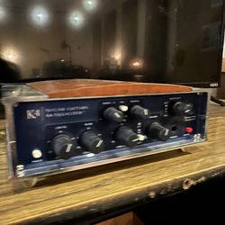 Taylor Guitars K4 Equalizer