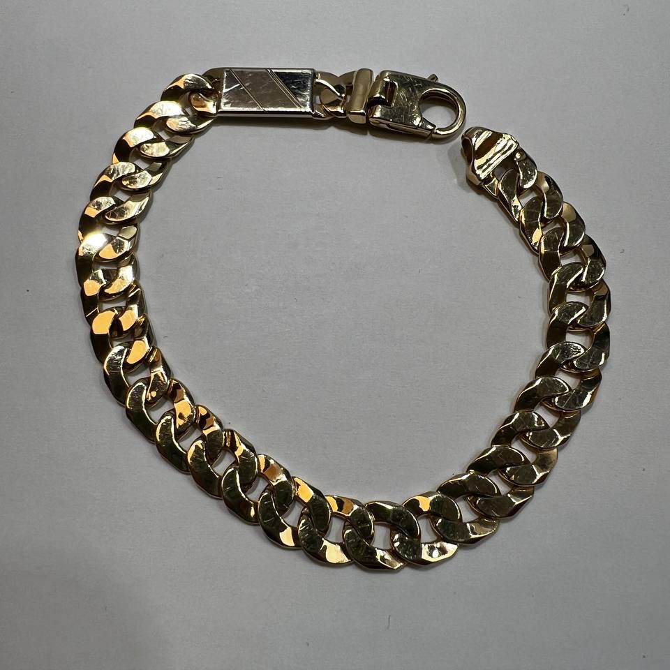 14k yellow gold Italy curb bracelet