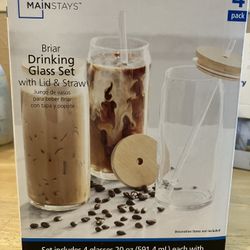 Drinking Glass Set With Lid & Straws