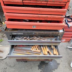 Toolbox With tools