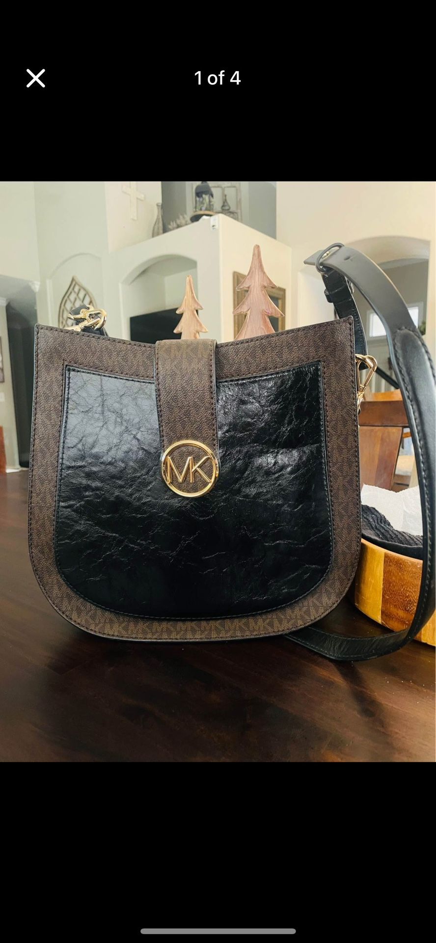 MK Michael Kors Crossbody