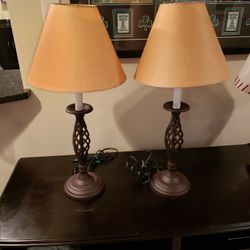 2 Lamps 