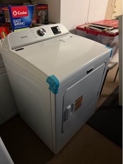 Maytag Electric Dryer – Less Than 1 Year Old – Excellent Condition