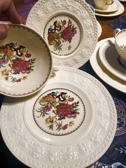WedgWood Bullfinch “Wellesley” Antique Sets!!!