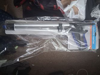 Foldable reacher