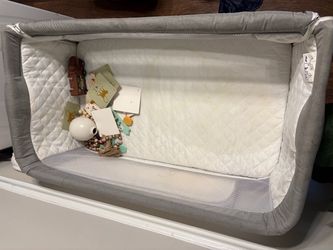 Baby Bassinet Beside Sleeper