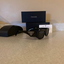 Pra Black Sunglasses 
