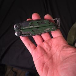 Leatherman Signal