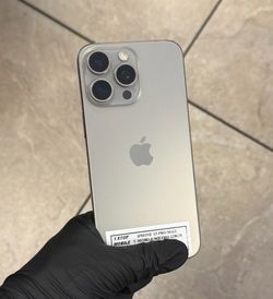 iPhone 15 Pro Max TMOBILE/METRO