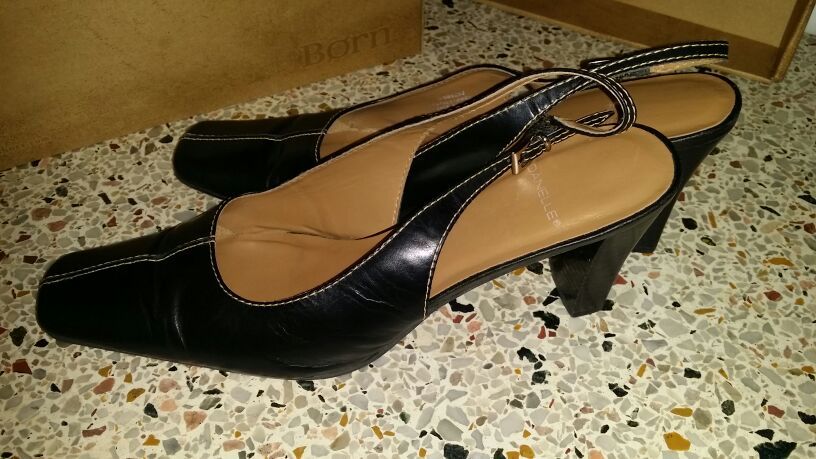 leather shoes size 8M