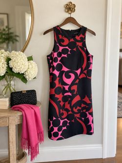Ann Taylor - Sleeveless Abstract Print Dress