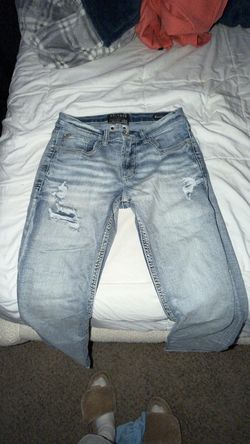 Buckle salvage jeans