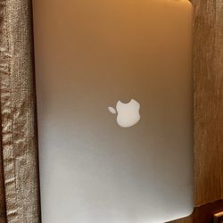 Apple MacBook Air 13” 2017