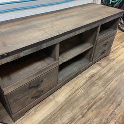 Credenza 