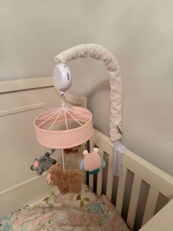 Crib mobile music