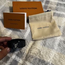 LV Slim Bracelet (Black)