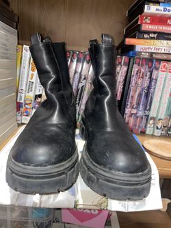 Black Boots
