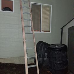 🔥 Werner D6200 Series 24ft Extension Ladder – Heavy-Duty & Reliable! 🔥
