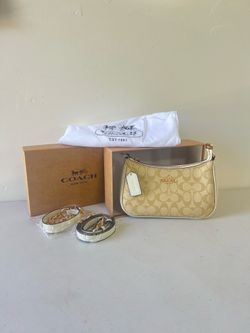 Tan/White Shoulder Coach Purse