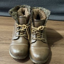 Brown Combat Boots Women's Ankle Lace Up Knit Collar Round Toe Synthetic