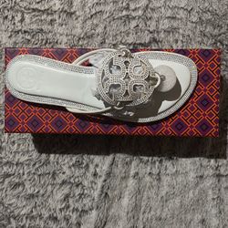 tory burch girl sandals