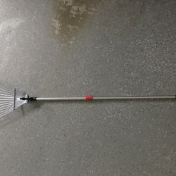 Garden Rake, Adjustable Head, 