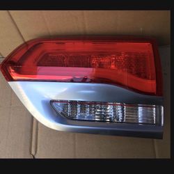 Jeep Grand Cherokee Right Tail Light Inner 14to20 Factory Oem 