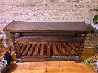 TV Stand - Damaged