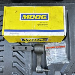 Ford F150/250 Moog Steering Idler Arm