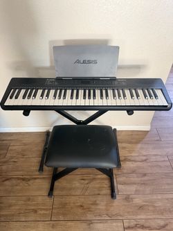 Alesis keyboard with bench seat