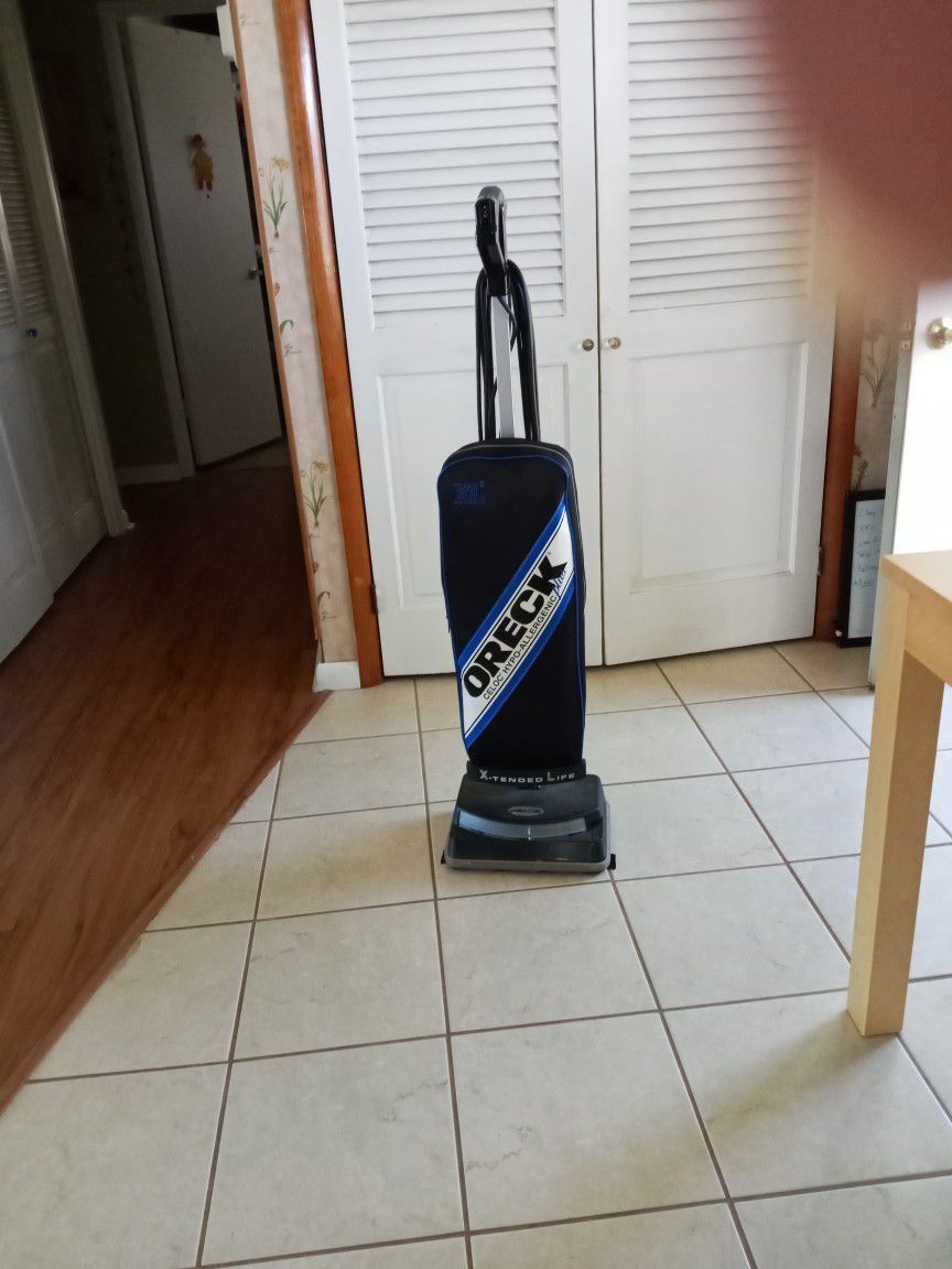 Oreck Vaccuum Cleaner